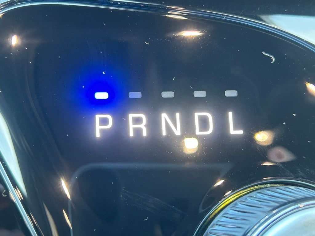 2025 Chrysler Pacifica Limited photo 19