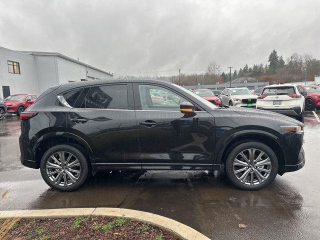 2025 Mazda CX-5 Signature photo 6