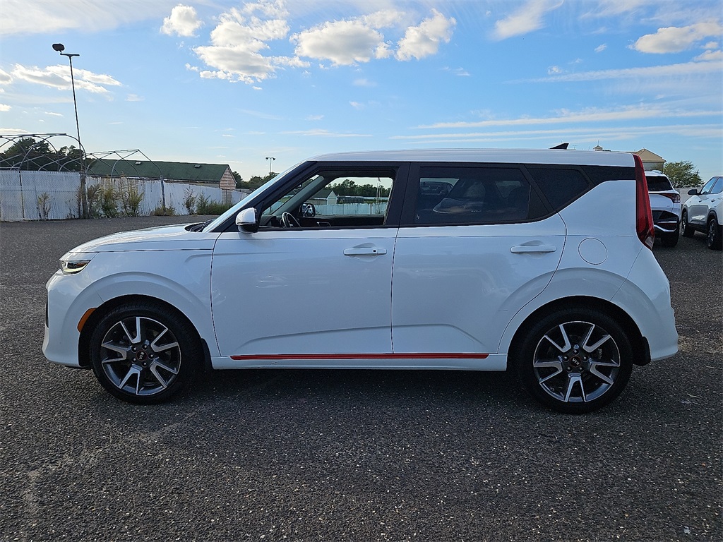 2020 Kia Soul GT-Line Turbo photo 2