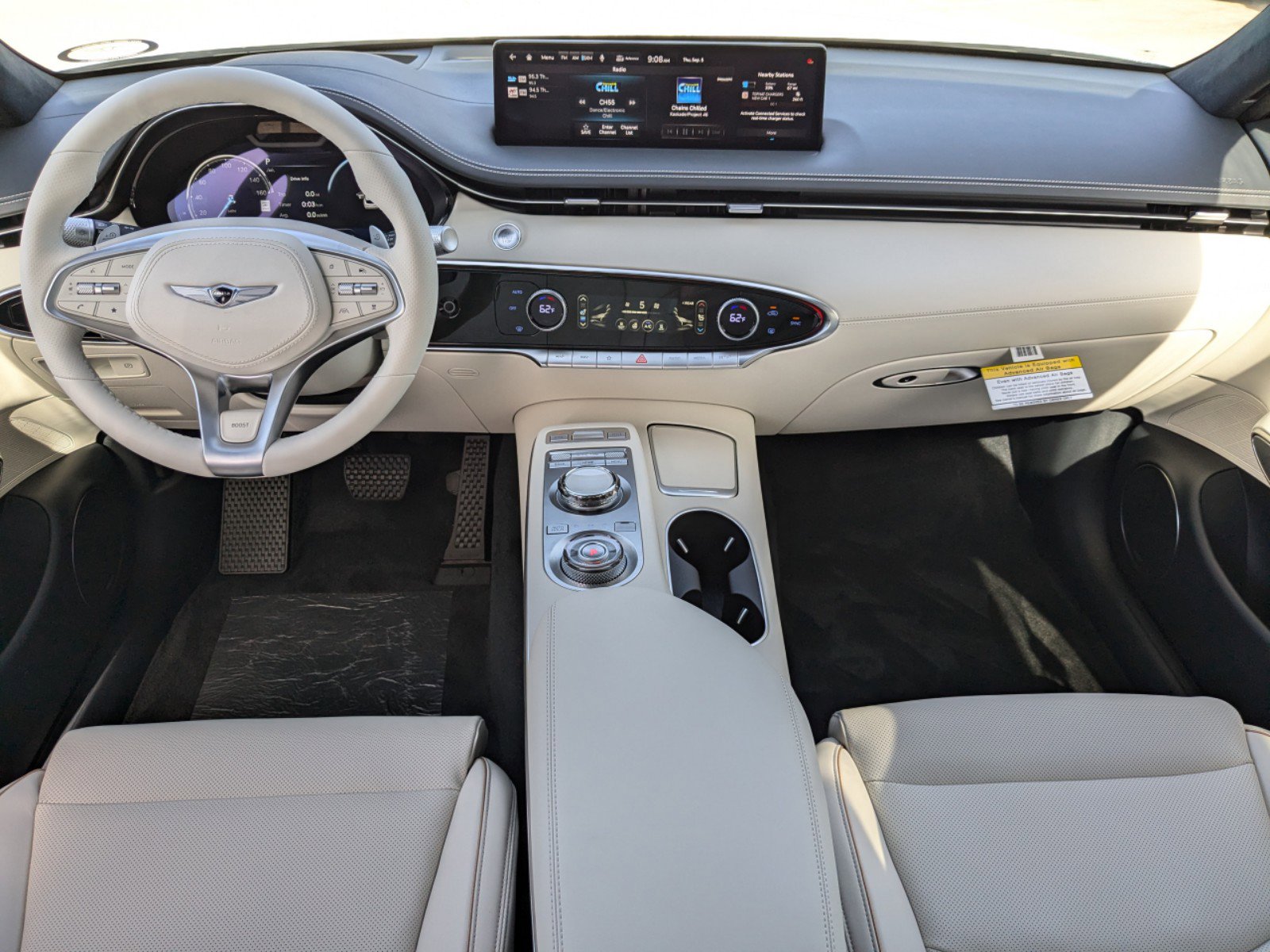 2025 Genesis Electrified GV70 Prestige photo 10