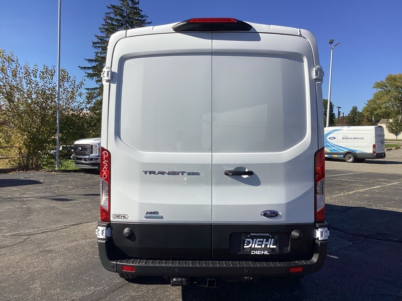 2024 Ford Transit photo 6