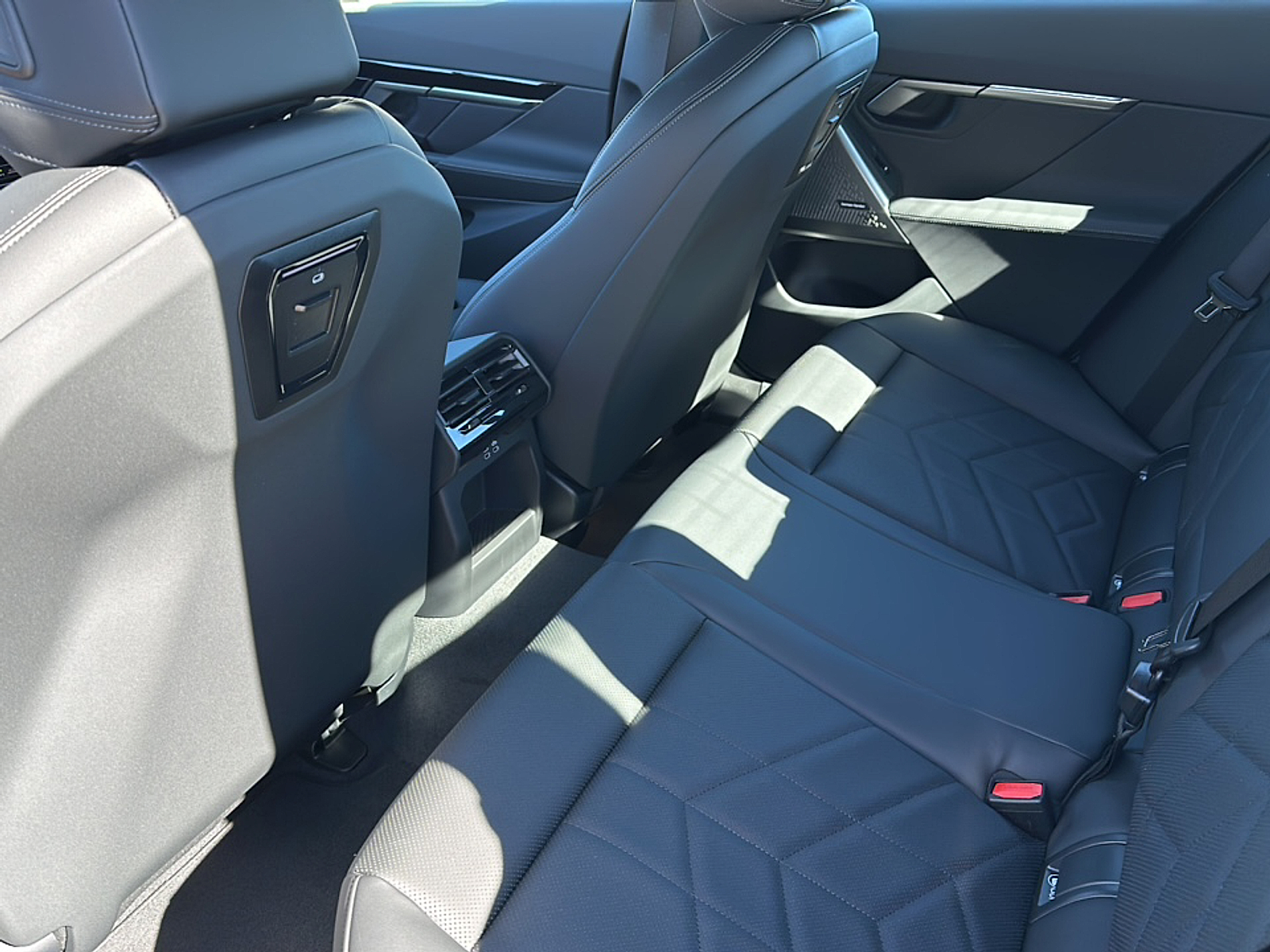2025 Bmw 530i photo 3