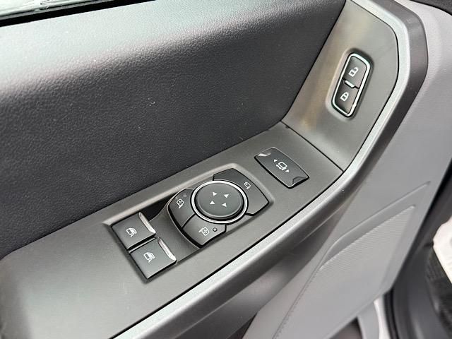 2025 Ford F-250 XLT photo 27