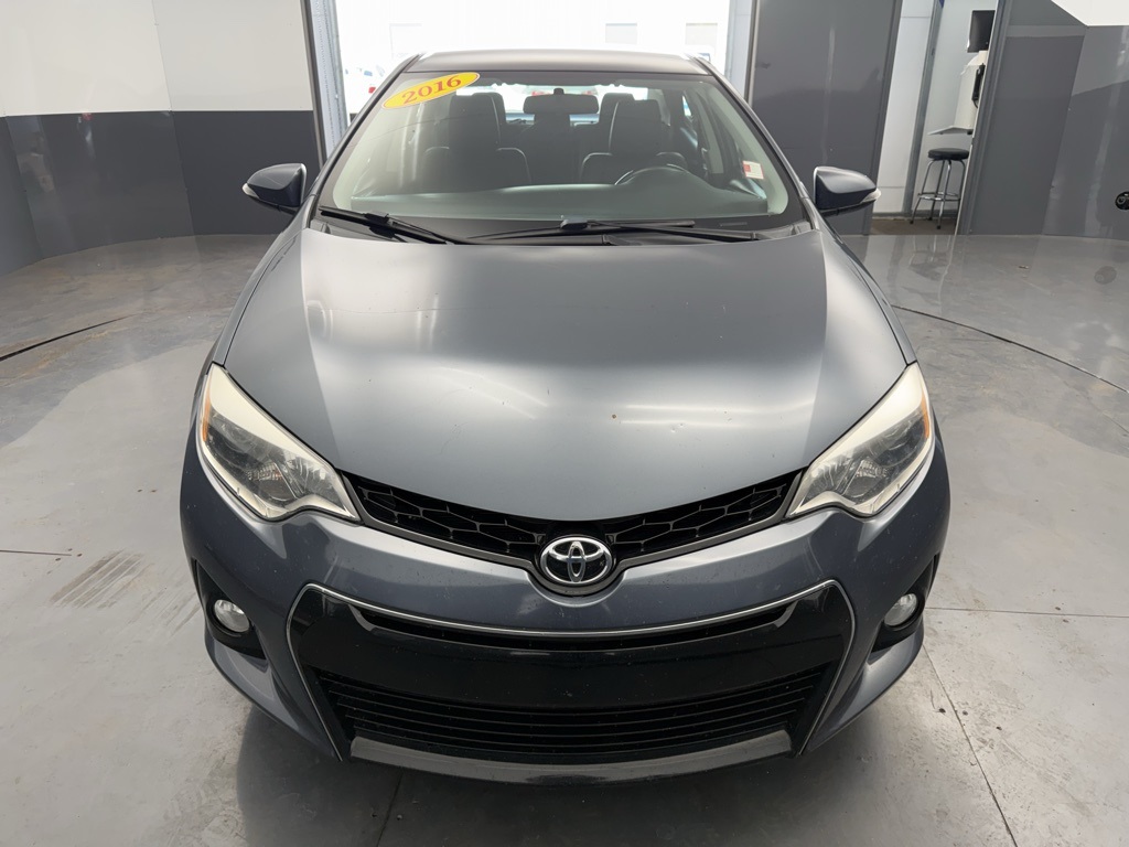 2016 Toyota Corolla Plus photo 2