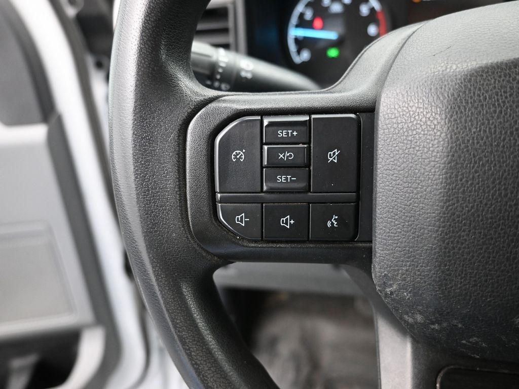 2023 Ford F-250 photo 2