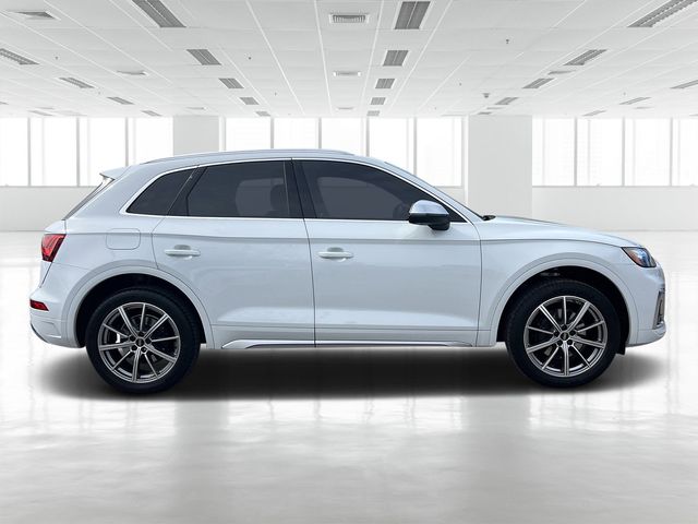 2022 Audi SQ5 Premium Plus photo 3