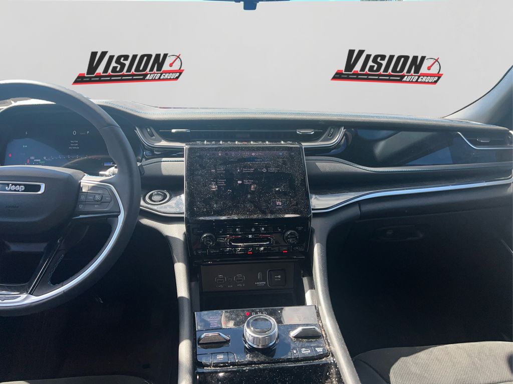 2023 Jeep Grand Cherokee Trailhawk 4xe photo 15