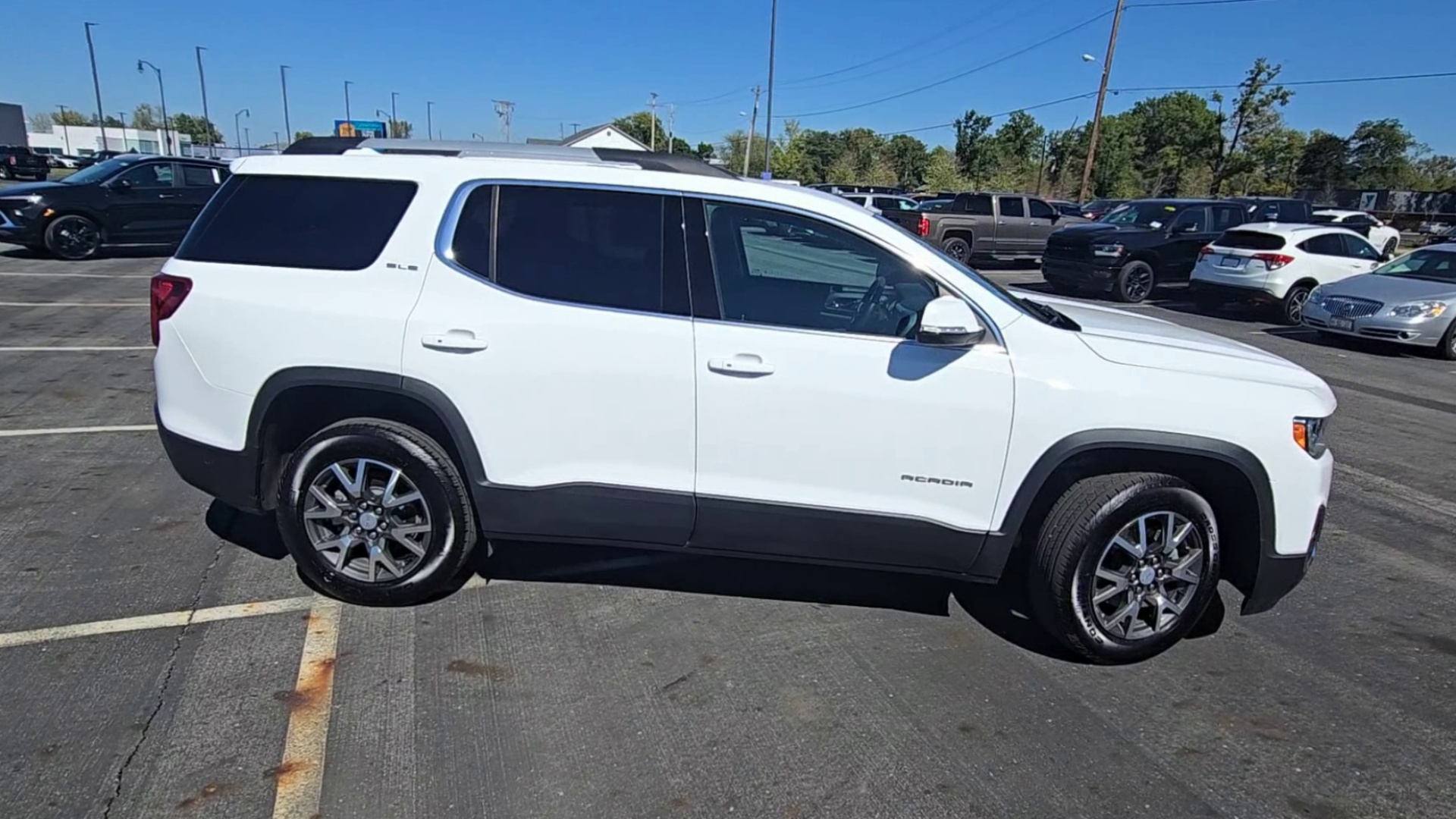 2023 Gmc Acadia SLE photo 45