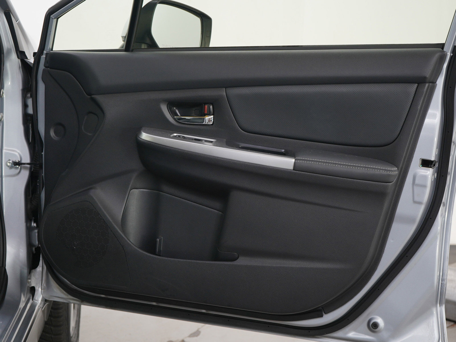 2015 Subaru Crosstrek Touring photo 9