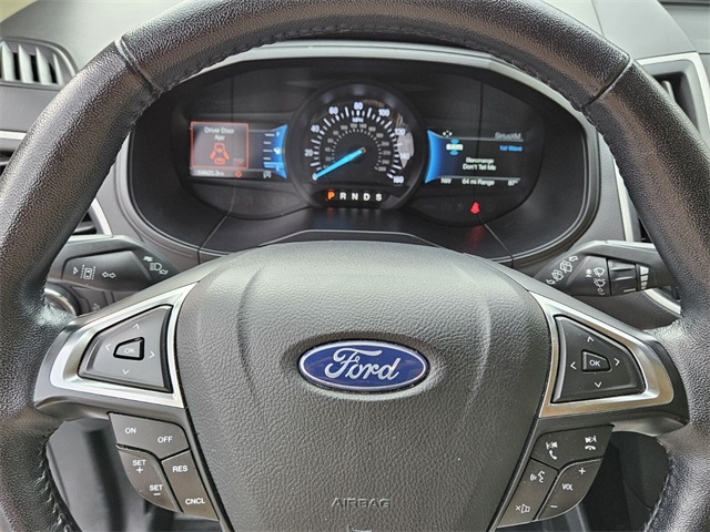 2022 Ford Edge SEL photo 23