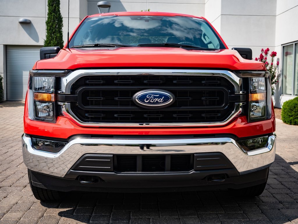 2023 Ford F-150 XLT photo 2