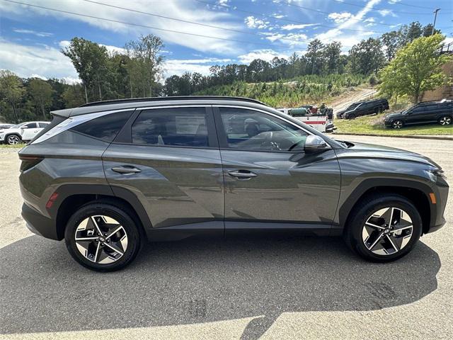 2025 Hyundai Tucson Hybrid SEL Convenience photo 6
