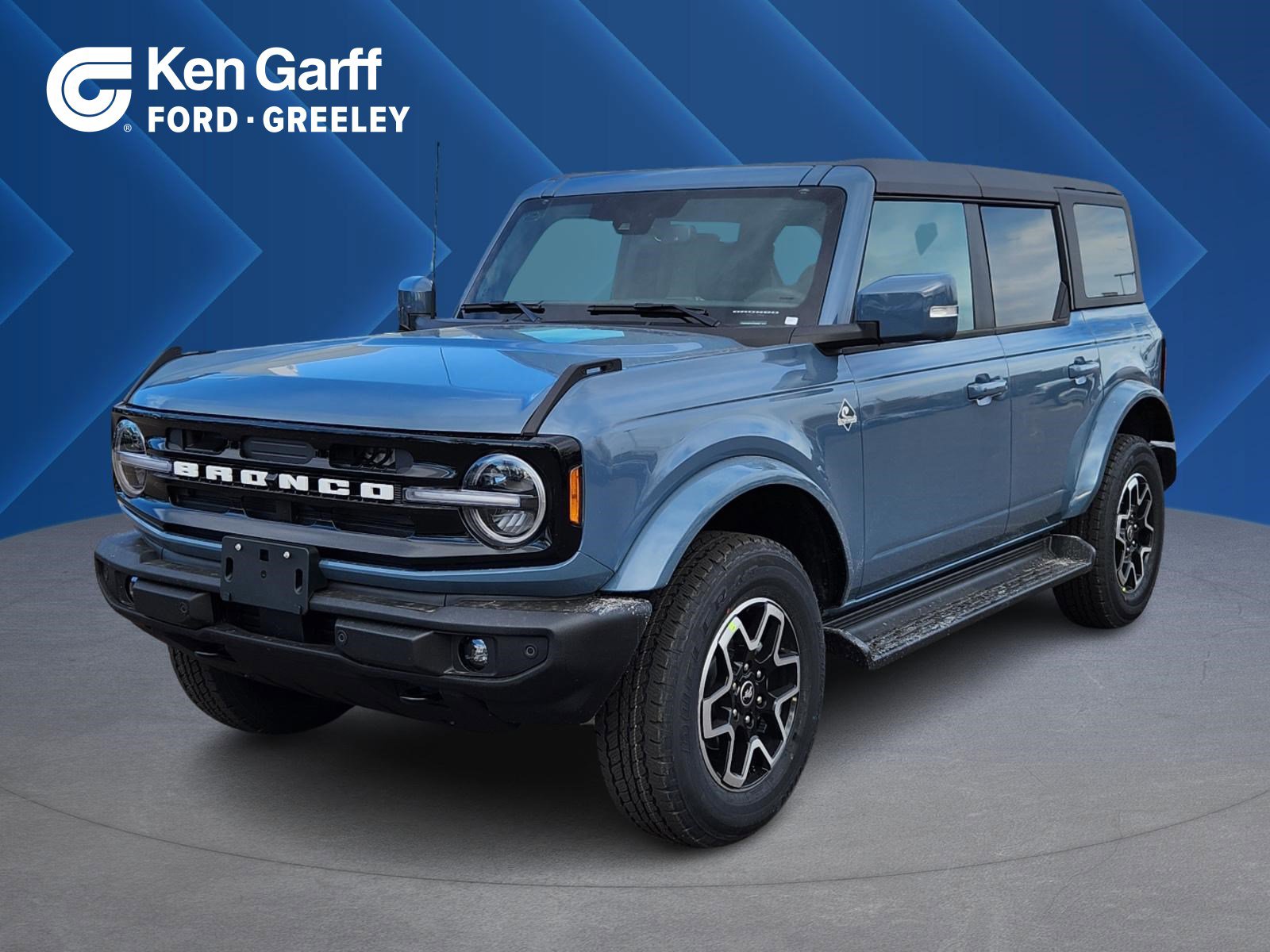 2025 Ford Bronco 4-Door Outer Banks's photo