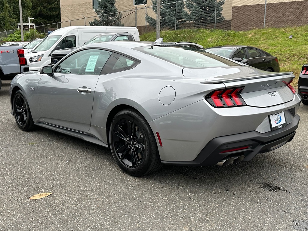 2024 Ford Mustang GT photo 5