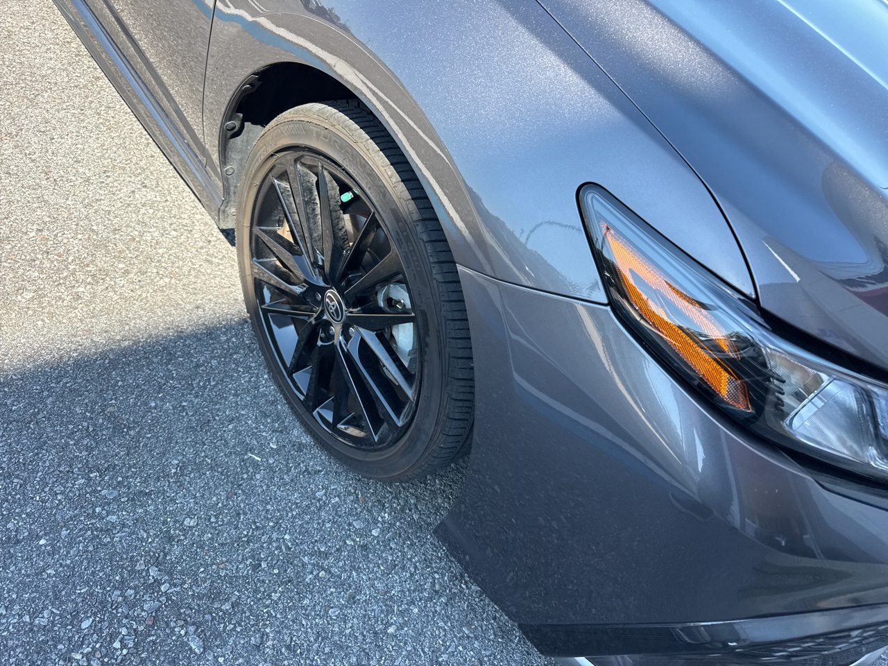 2022 Toyota Camry Hybrid XSE photo 4