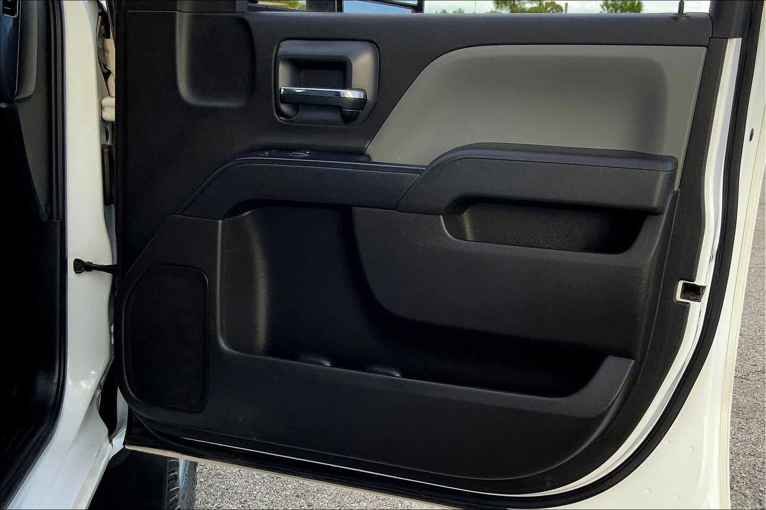 2017 Gmc Sierra Base photo 21