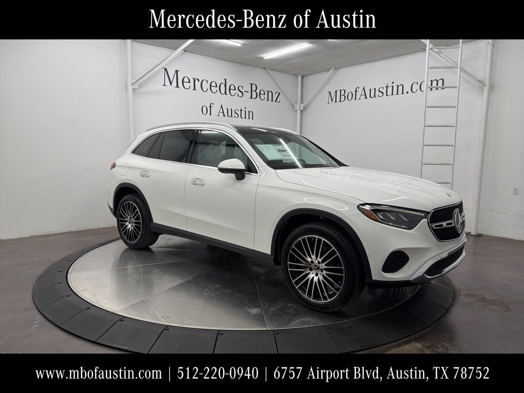 2026 Mercedes-Benz GLC Base's photo