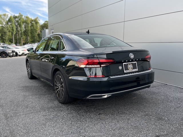 2022 Volkswagen Passat 2.0T Limited photo 17