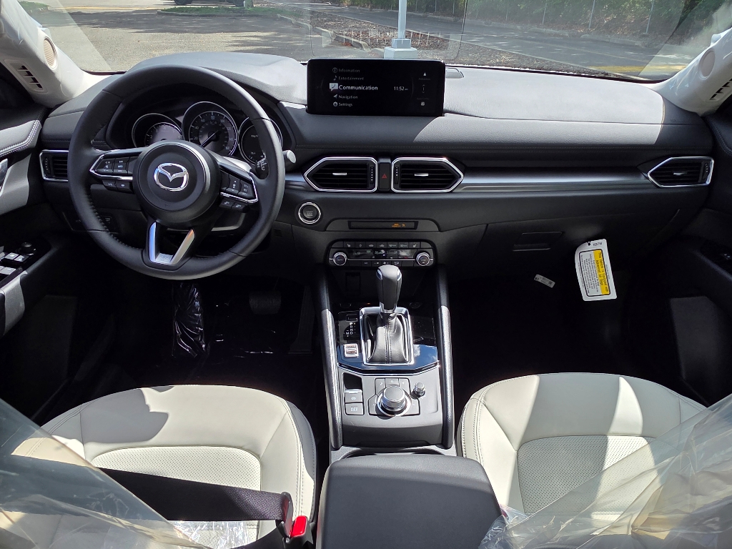 2025 Mazda CX-5 2.5 S Preferred photo 2