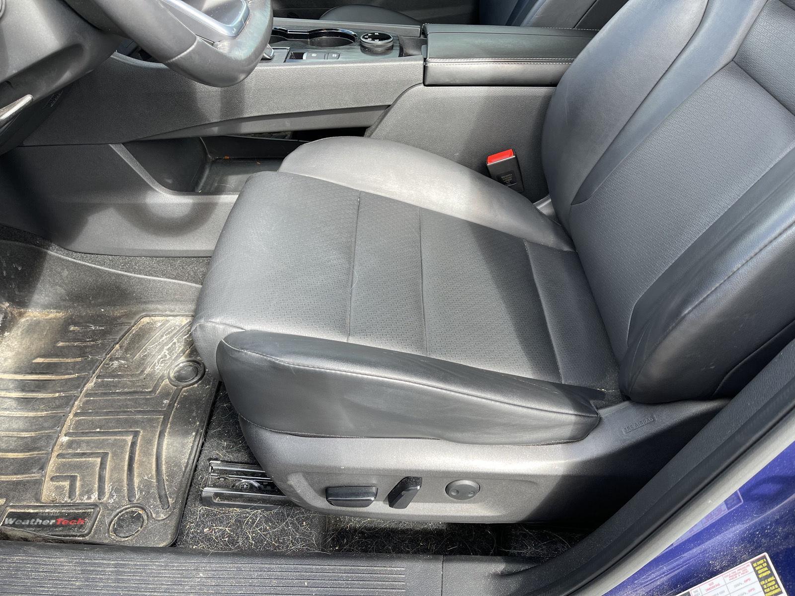 2021 Nissan Rogue SV photo 3