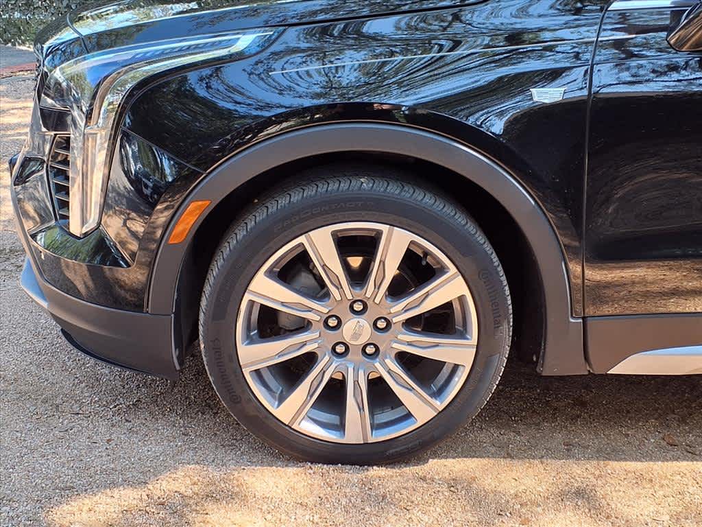 2022 Cadillac XT4 Premium Luxury photo 8