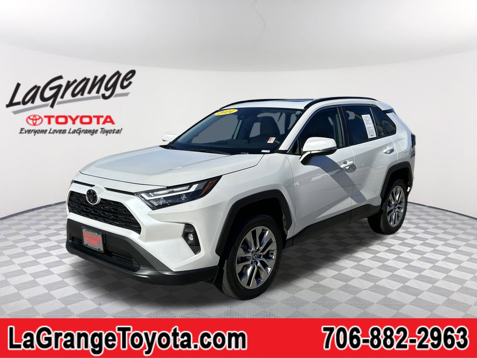 2024 Toyota RAV4 XLE Premium