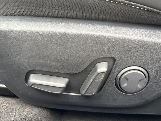2025 Kia K4 GT-Line photo 5
