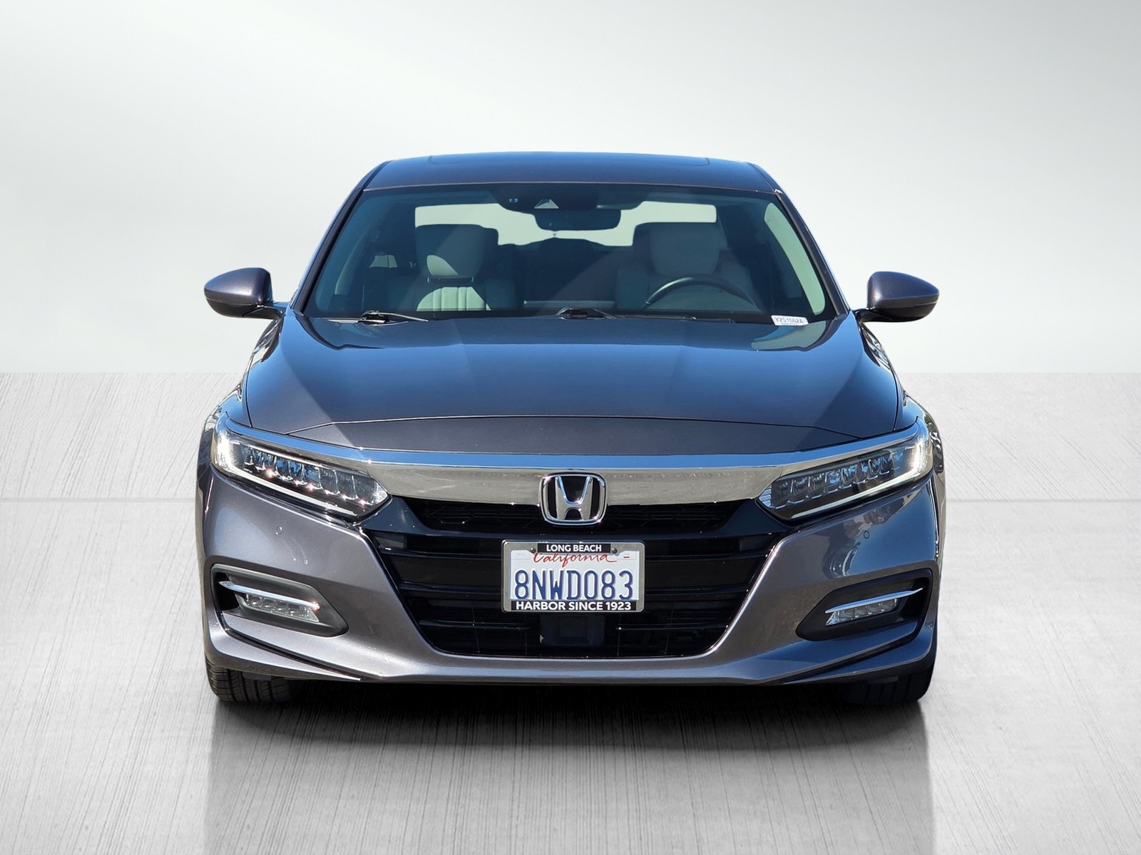 2019 Honda Accord Hybrid Touring photo 2