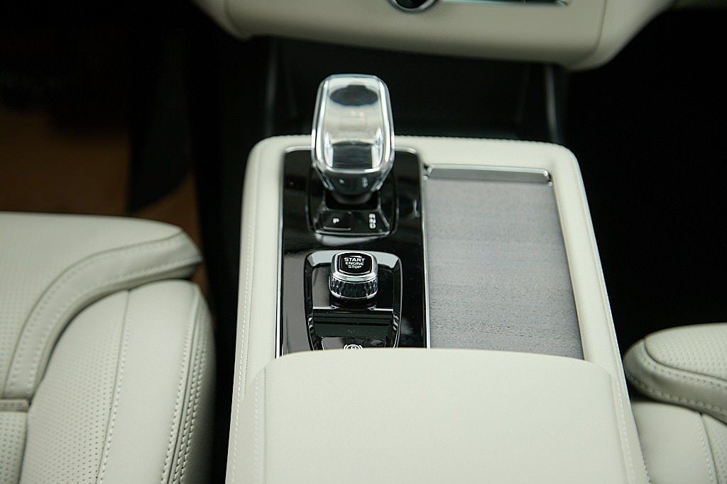 2026 VOLVO XC90 - Image 31