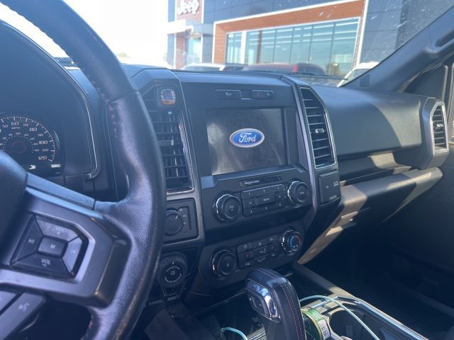 2019 Ford F-150 XLT photo 4