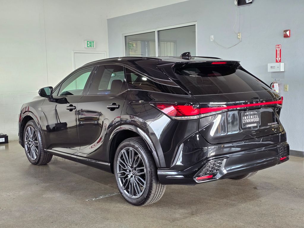 2023 Lexus RX 500h F SPORT Performance photo 4