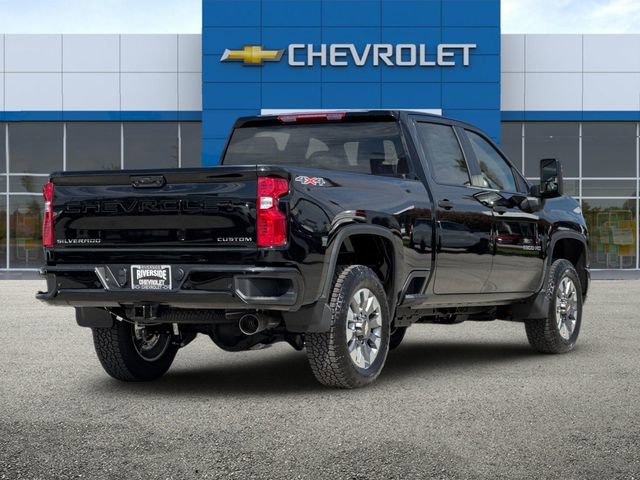 2025 Chevrolet Silverado 2500HD Custom photo 4
