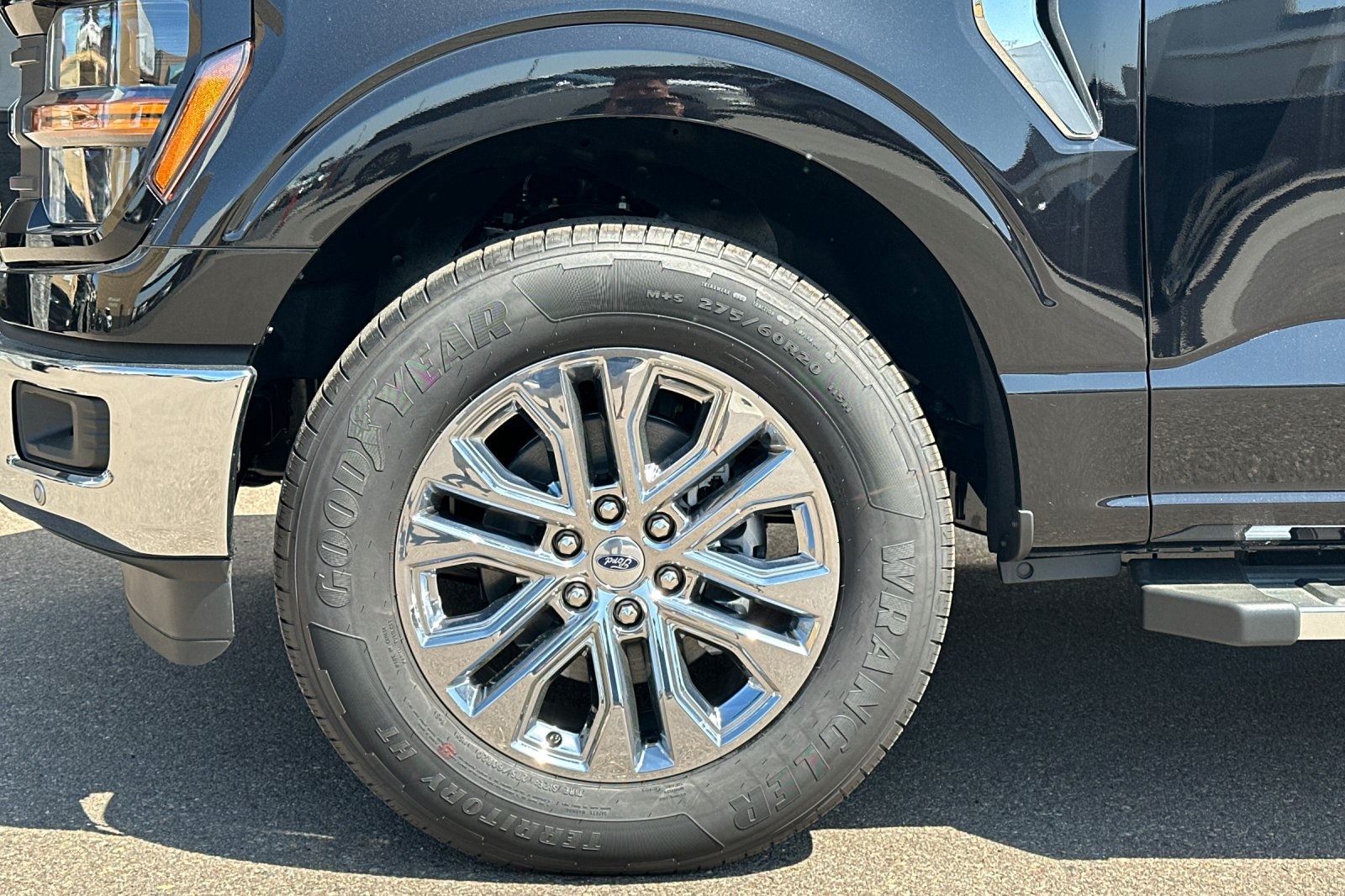2025 Ford F-150 XLT photo 22