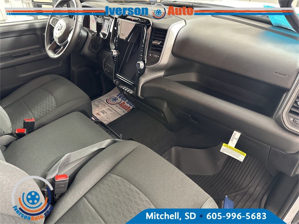 2025 Ram 2500 Tradesman photo 28