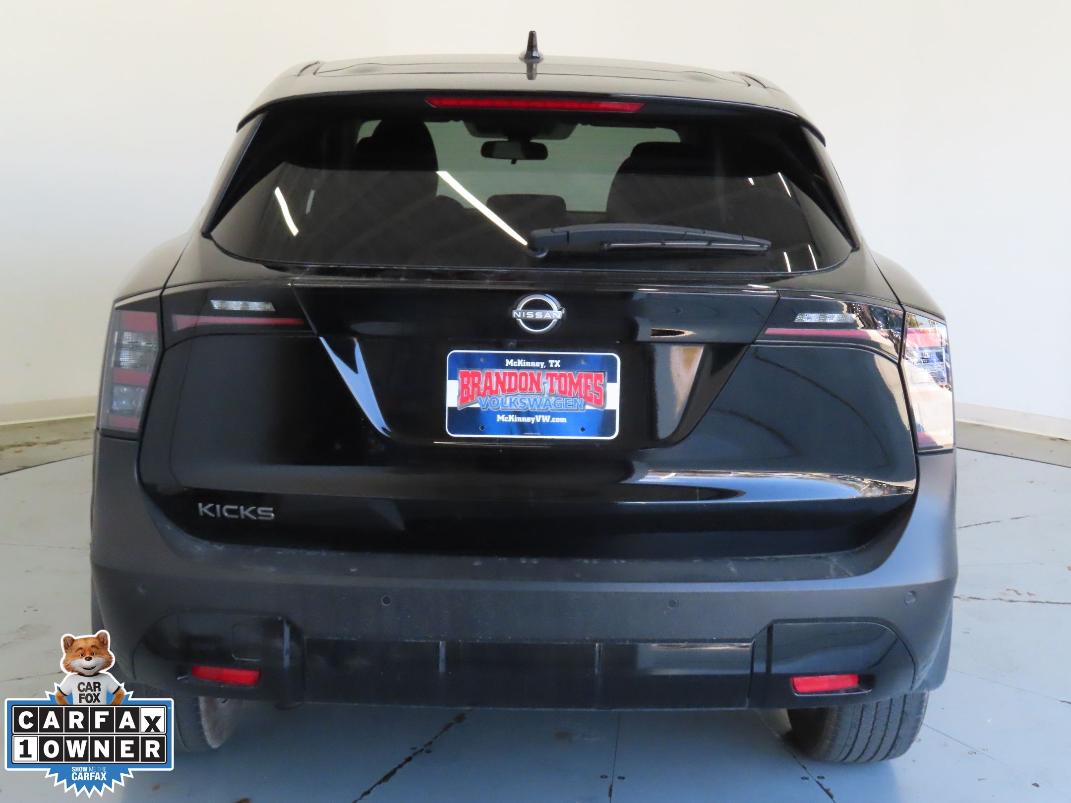 2025 Nissan Kicks SV photo 4