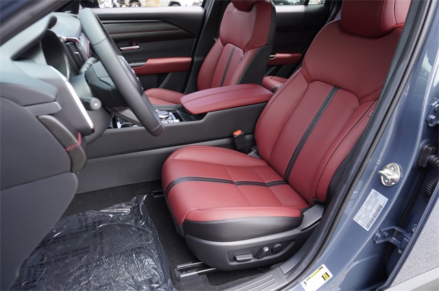 2025 Mazda CX-50 Premium Plus photo 17