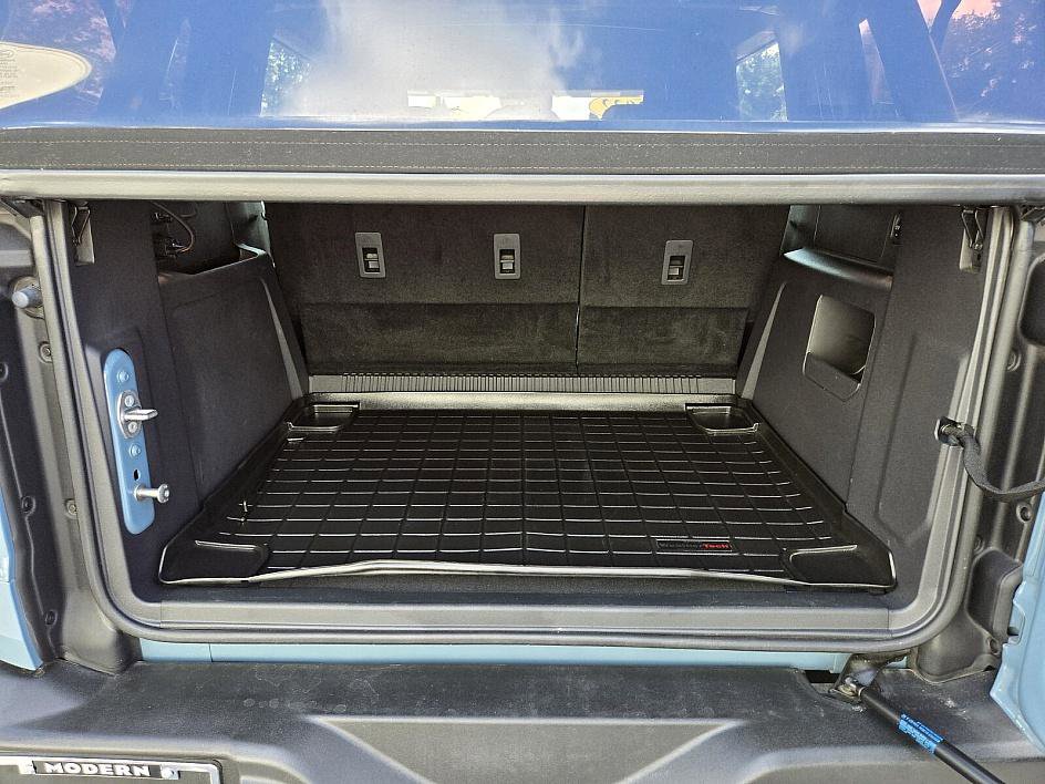 2022 Ford Bronco Base photo 14