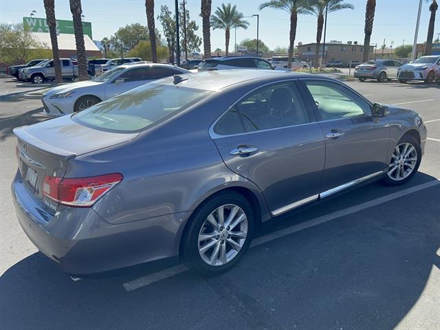 2012 Lexus ES 350 Base photo 2