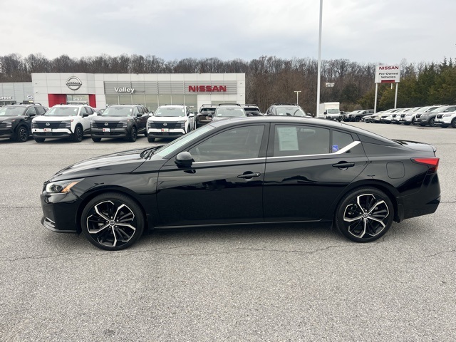 2023 Nissan Altima 2.5 SR photo 4