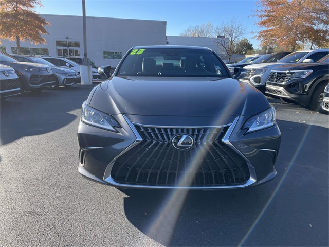 2023 Lexus ES 350 photo 2