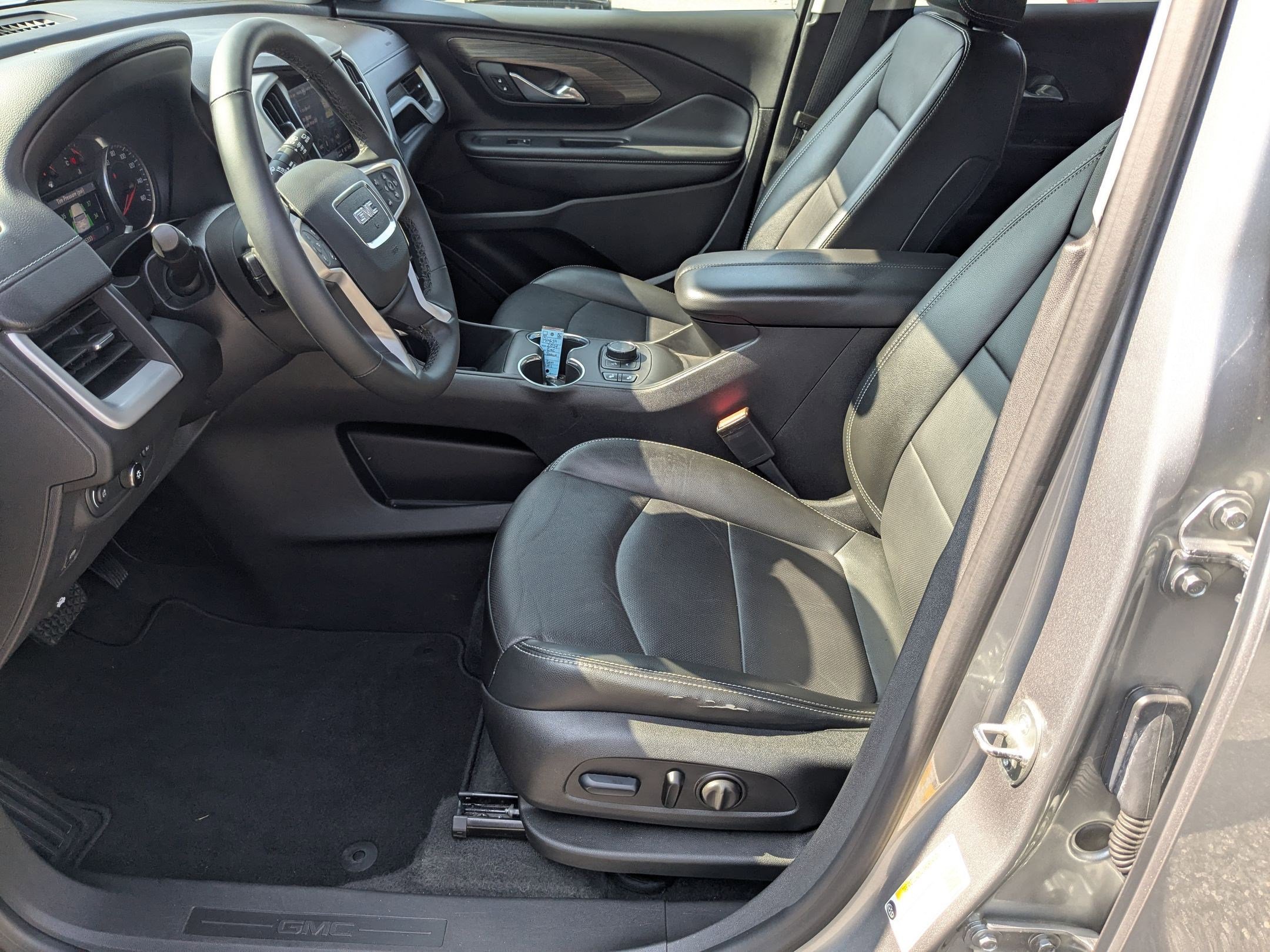 2024 Gmc Terrain SLT photo 15