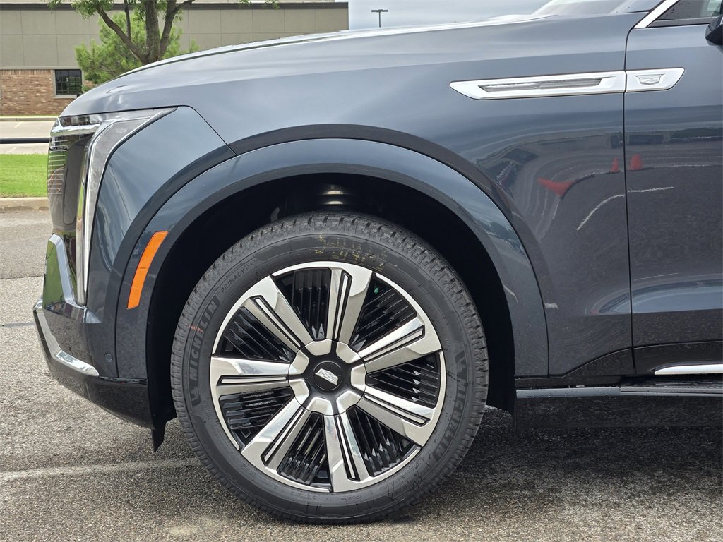 2026 Cadillac Escalade IQ Premium Luxury photo 5