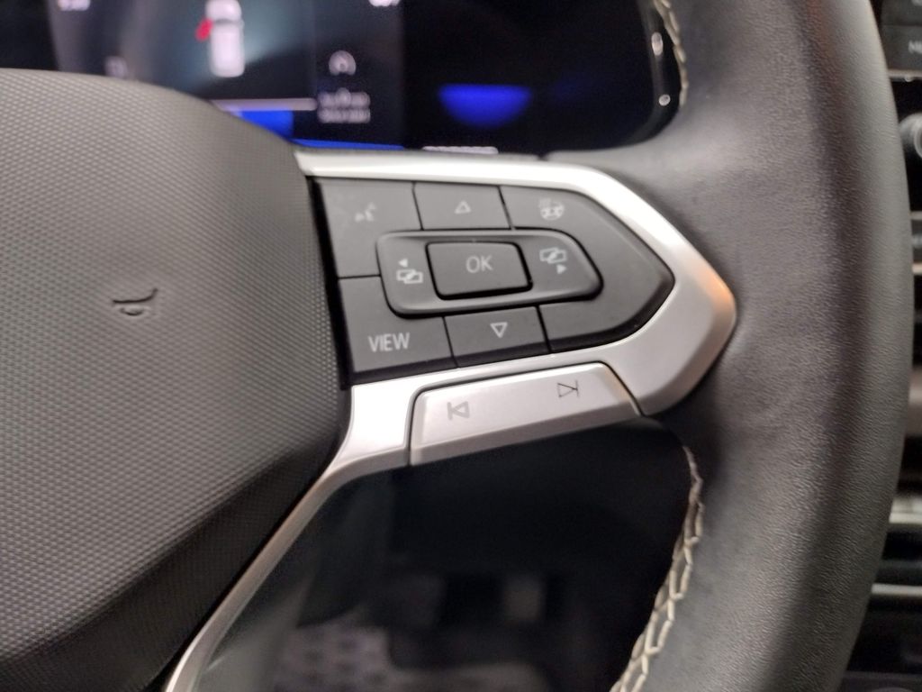 2022 Volkswagen Taos S photo 21