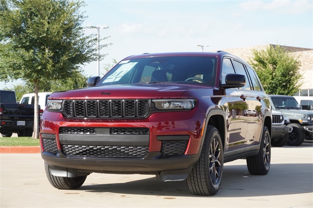 2025 Jeep Grand Cherokee Altitude X photo 3