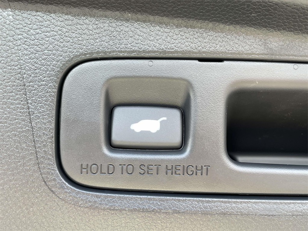 2026 Honda CR-V Hybrid Sport Touring photo 18