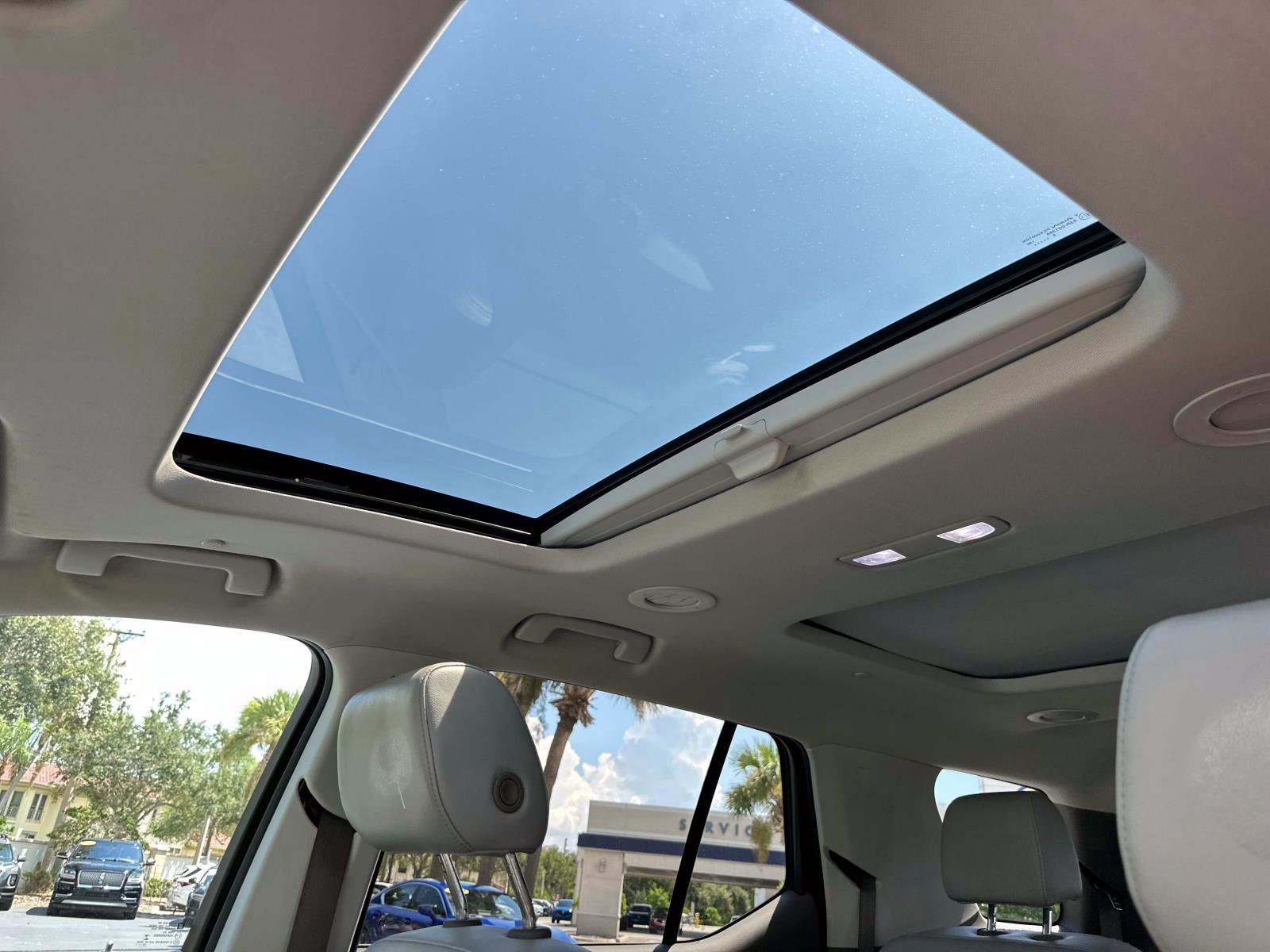 2019 Chevrolet Traverse Premier photo 21