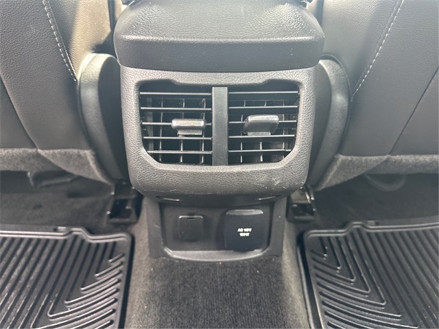 2014 Ford Fusion Titanium photo 23