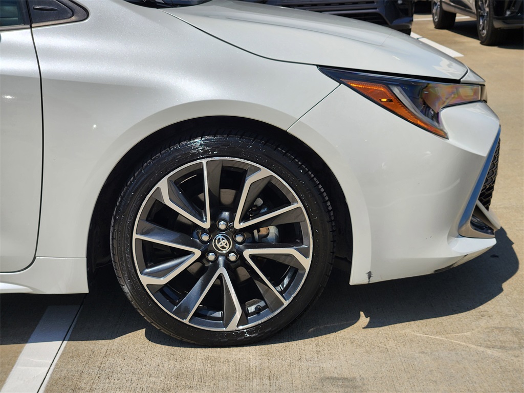 2019 Toyota Corolla XSE photo 8