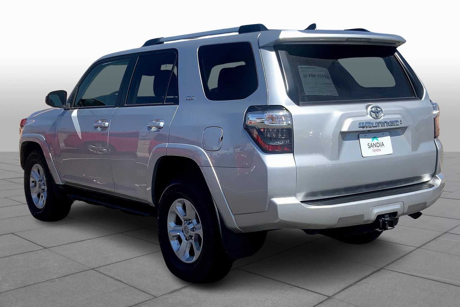2023 Toyota 4Runner SR5 photo 11
