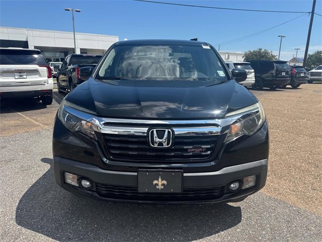 2019 Honda Ridgeline Sport photo 2